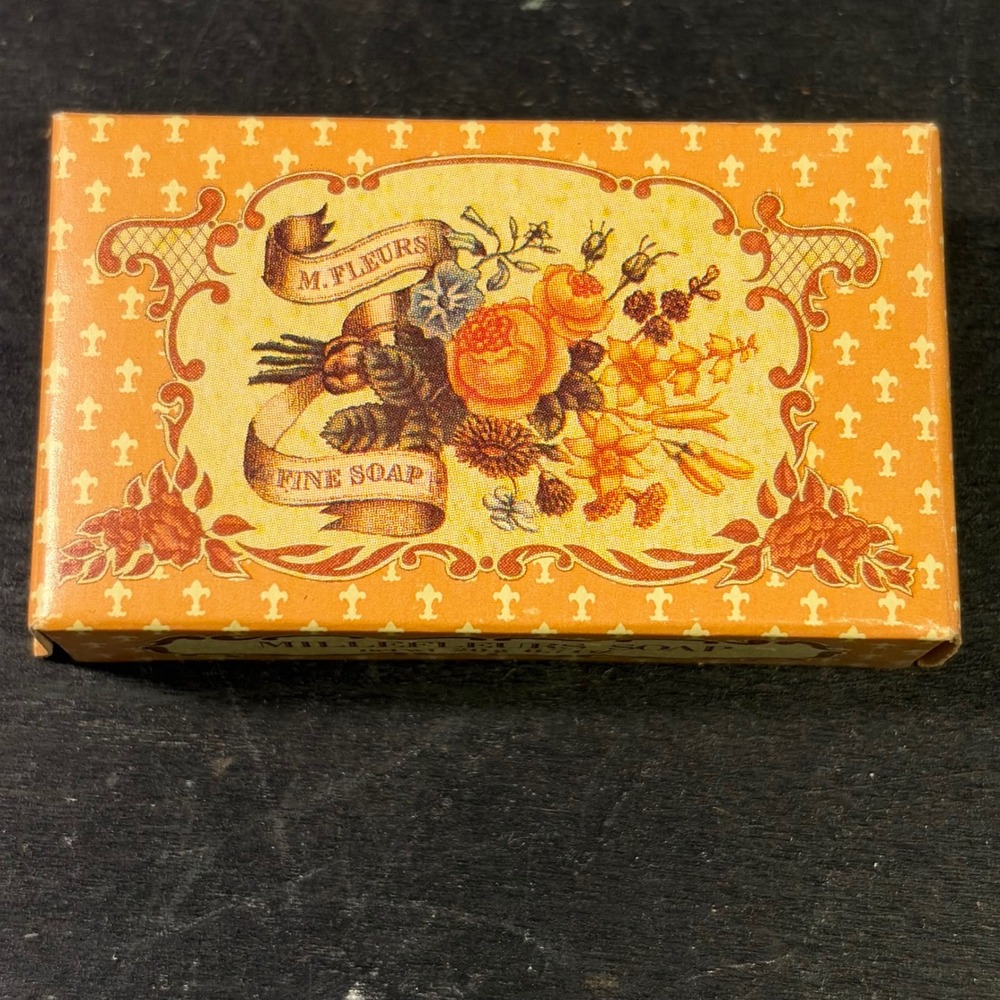 Vintage 1980 Crabtree & Evelyn Millefleurs Fine Soap 0.7oz Parfumerie Monpelas